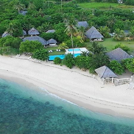Trikora Beach Club And Resort Teluk Bakau Екстериор снимка