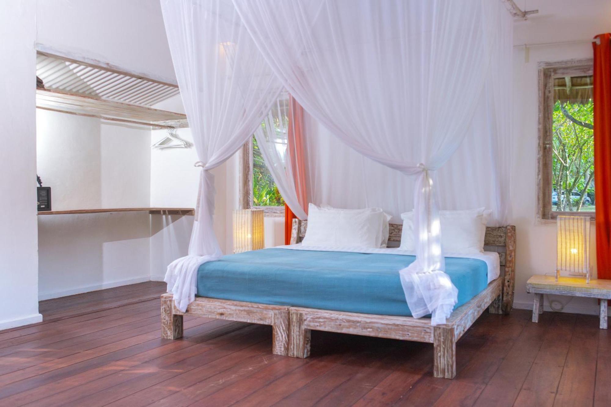 Trikora Beach Club And Resort Teluk Bakau Екстериор снимка